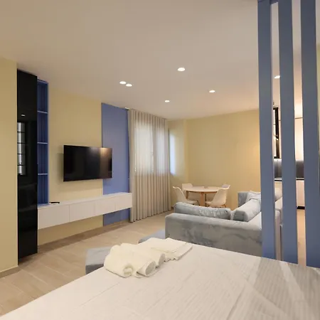 Апартаменты Grandstay Illyrian *