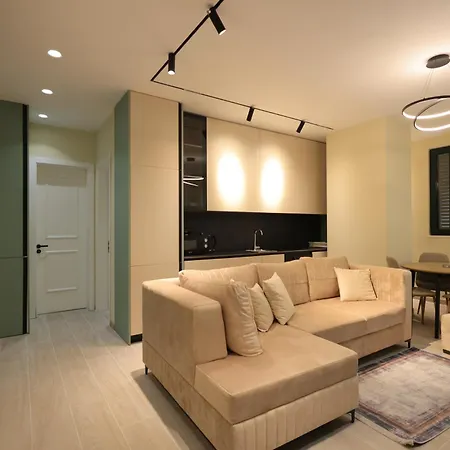 Grandstay Illyrian